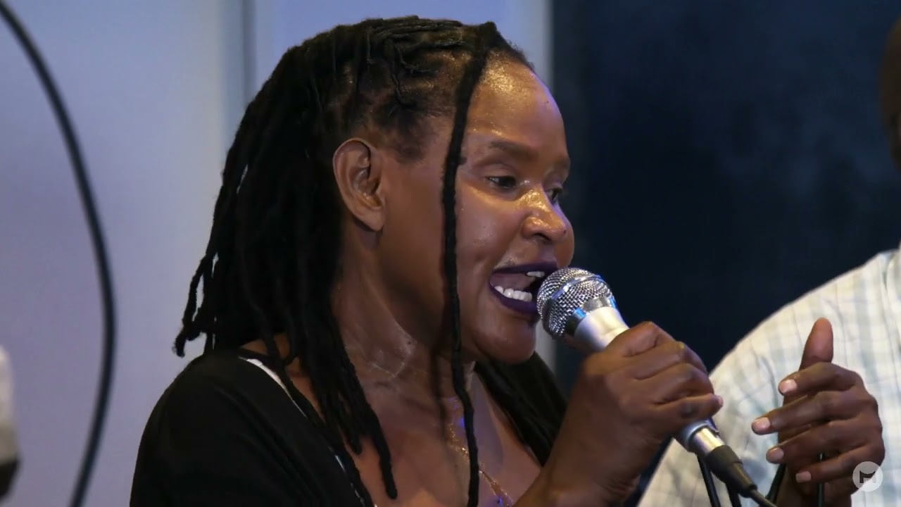 Kakongo Sisters - Kowatiiwe (Official Live)