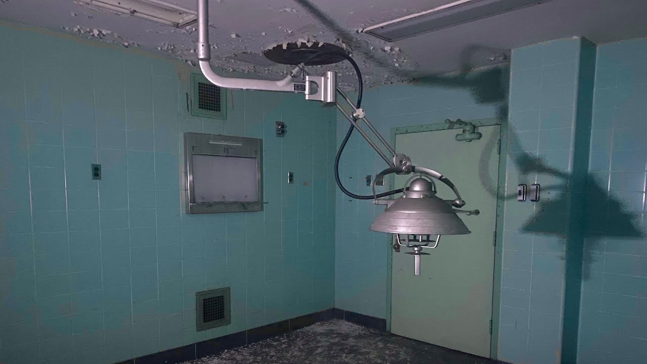 Abandoned State Psychiatric Facility With Power. FOUND AUTOPSY ROOM!!!