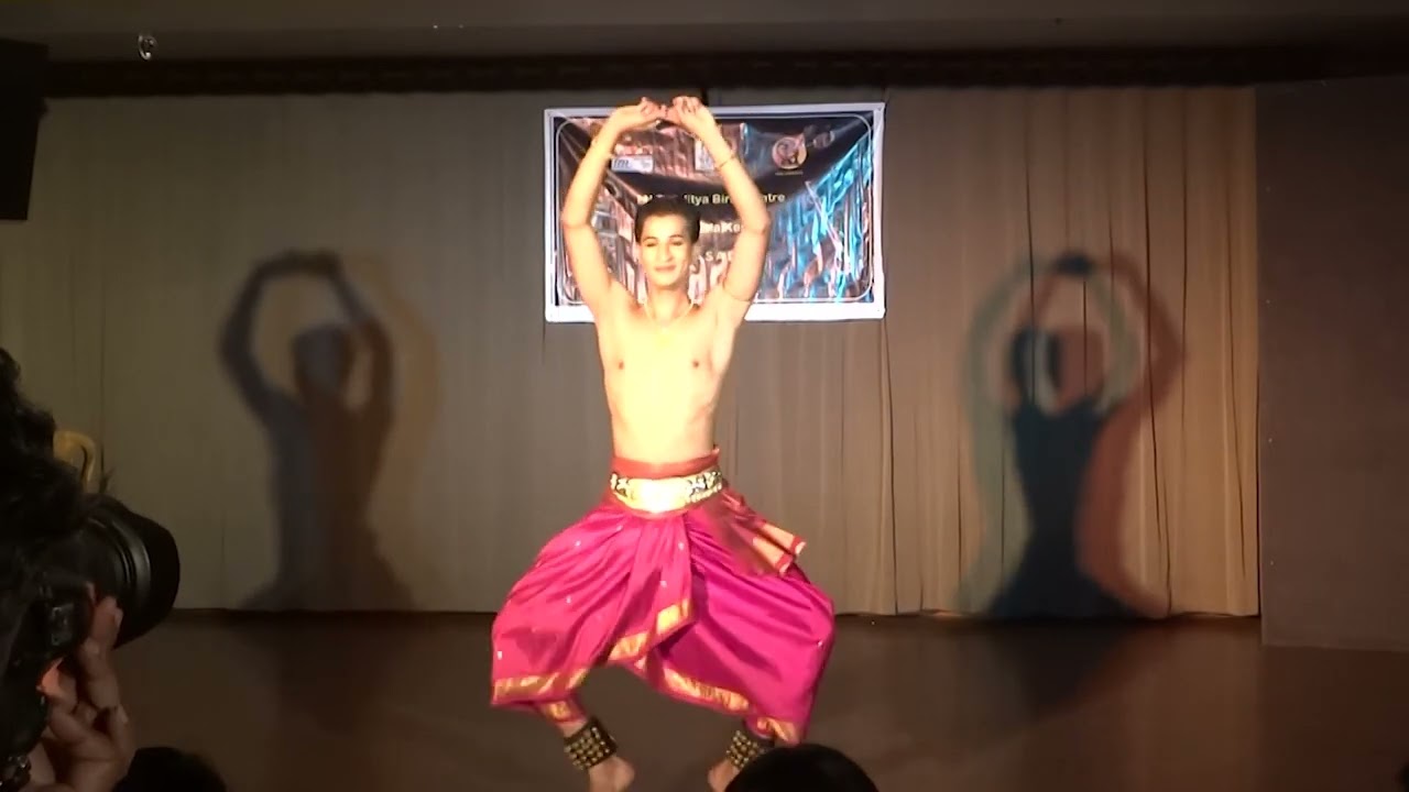 Varnam Kharaharpriya moham agine