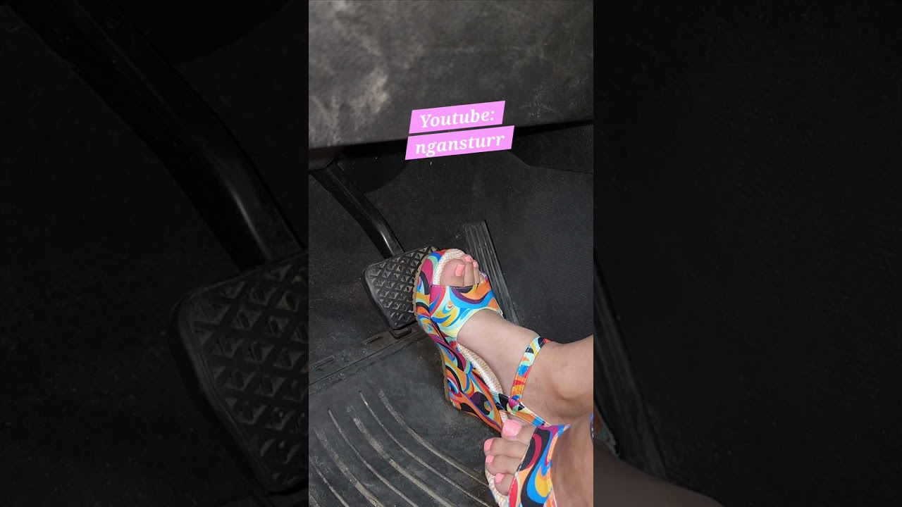 Bmw440 Rev & Pedal Pump - Barefoot & Wedge Sandals