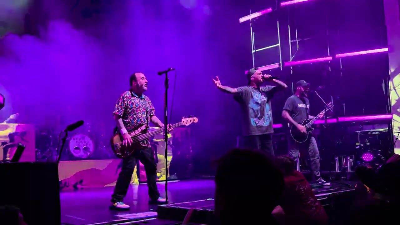 New Found Glory - Head On Collision (Bournemouth, 17 October 2025)