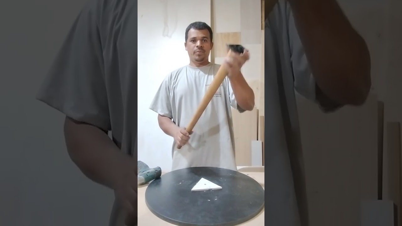 como fazer  mesinha redonda de canto com pé palito