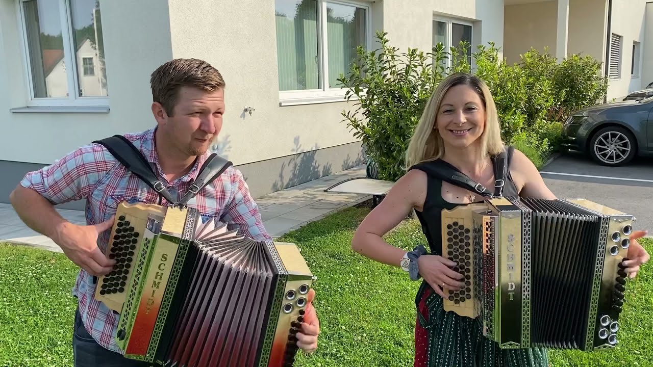 🎶😃 Granatenstark auf der Schmidt Harmonika 🎶😃