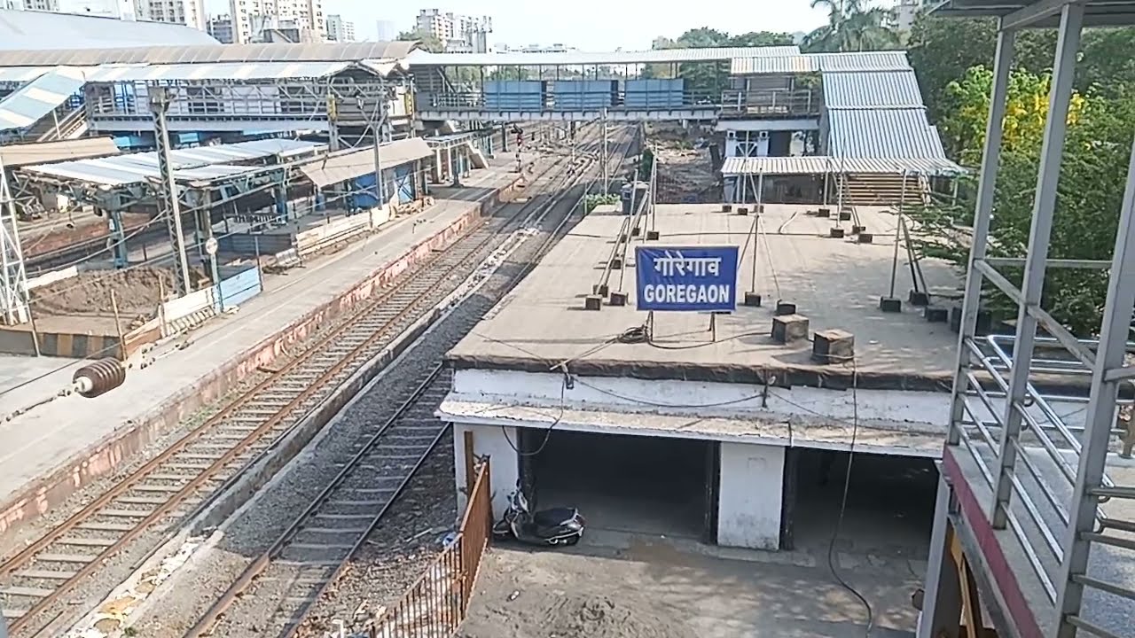 Mumbai goregaon railway station goregaon west Aarey road