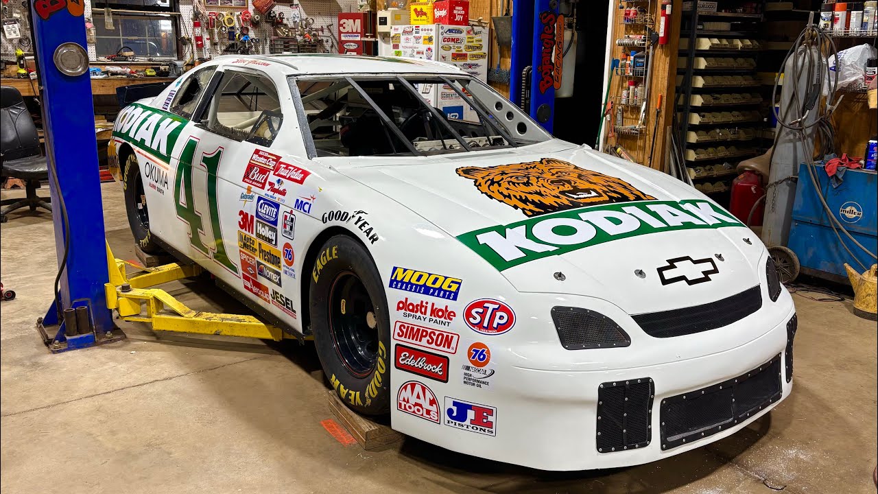 #427 Kodiak NASCAR представлен / Как установить фиксаторы капота и обновление двигателя для гоноч...