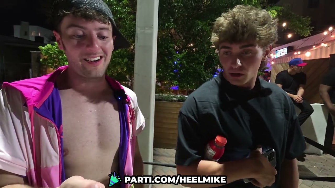 Heelmike at bar with his side piece