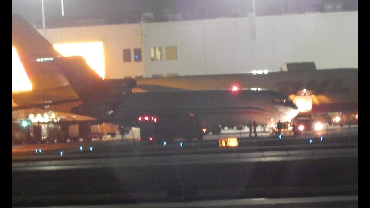 CargoJet Boeing 727F night takeoff at KCVG