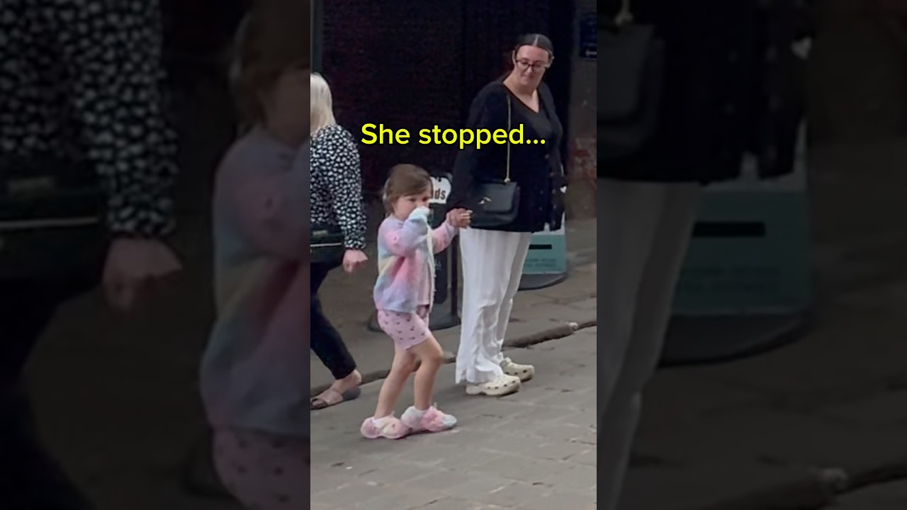Cutest video of the day 🥺❤️ #singer #singing #public #reaction #cute #adorable #michaeljackson