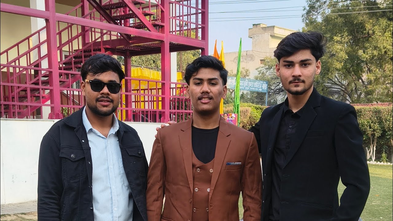 Humari farewell party 🥳 😄