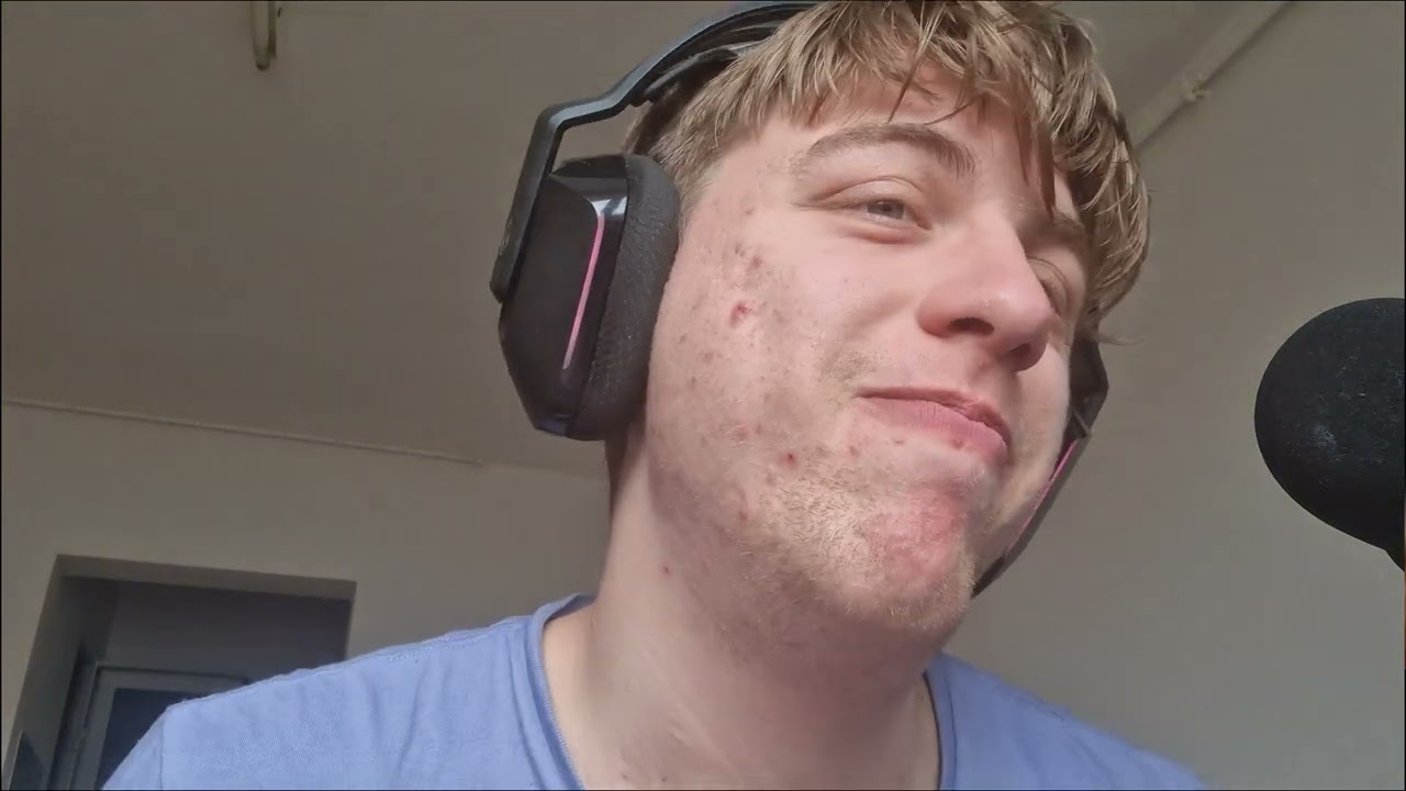 Neon reactioneaza la Erika Isac x M.G.L. - Lumea toată