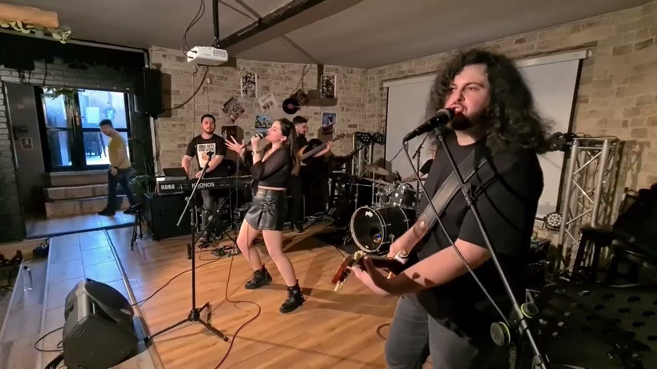 All I Want To Do Is Make Love To You - Heart (by @RiannaRusuSinger feat. Andrei Cerbu Band)