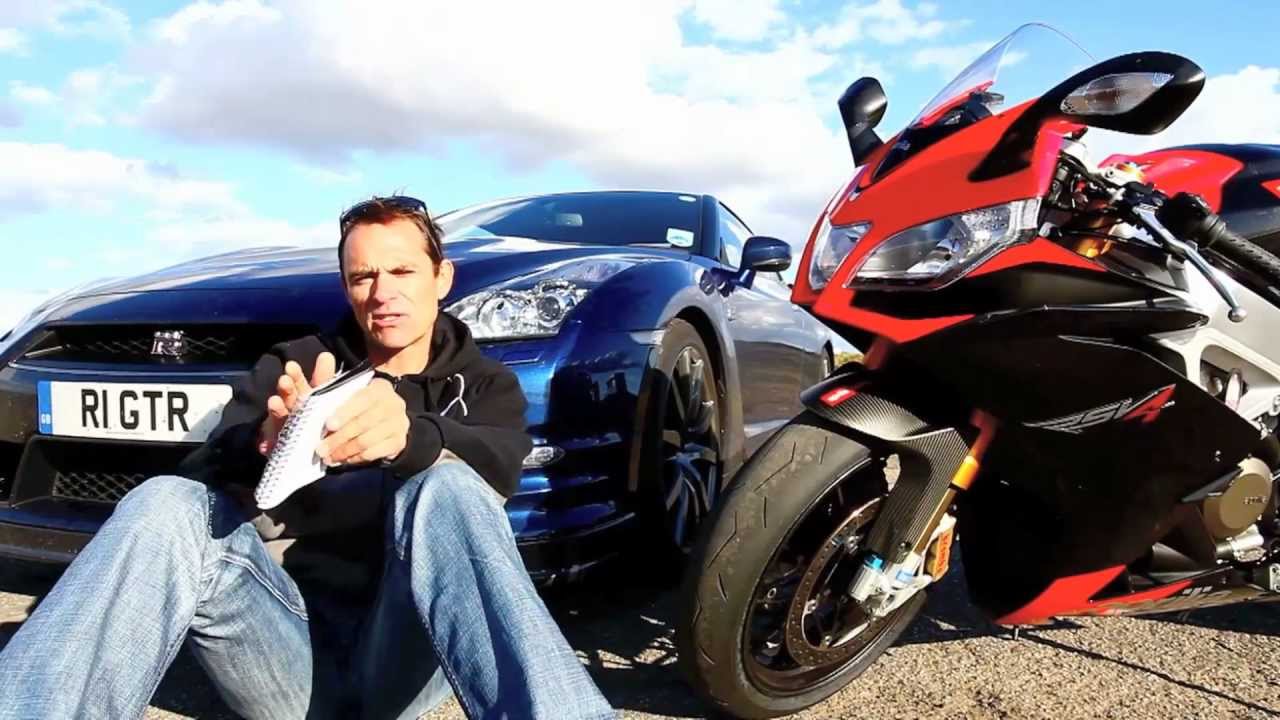 Aprilia RSV4 vs Nissan GT-R: Battle of the computers