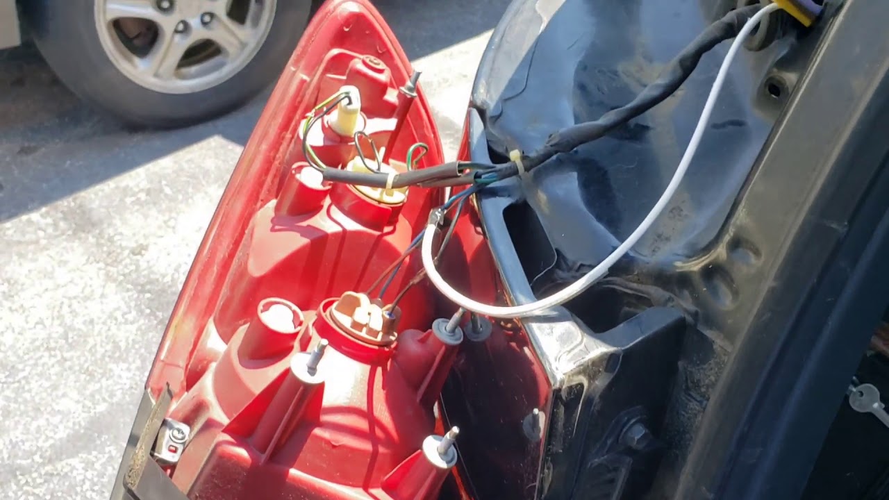 COMO INSTALAR HARNES PARA TRAILER EN TU CARRO