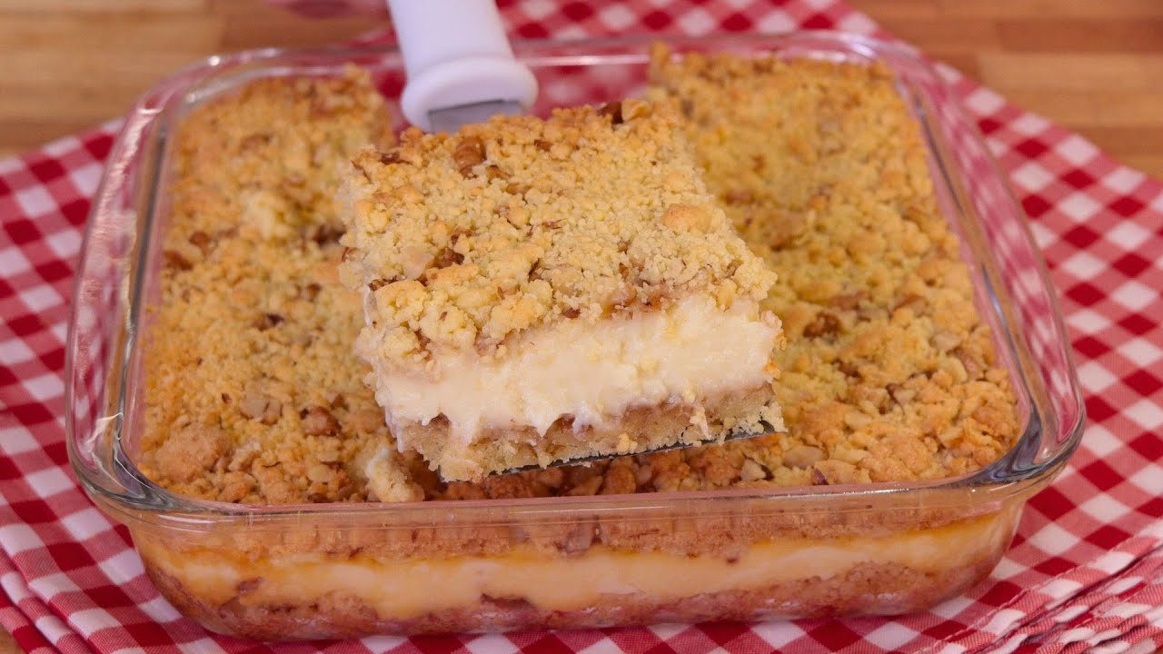 JÁ SAI RECHEADO DO FORNO! BOLO FAROFA DE CREME SIMPLES E FÁCIL | BOLO CUCA DE NOZES SEM MASSA