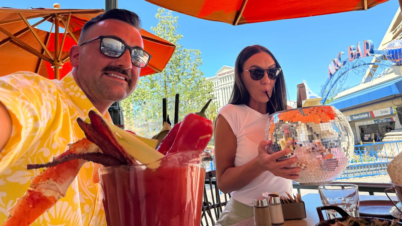 We Spend All Day on the Las Vegas Strip (Alexxa’s & Ole Red Vlog)