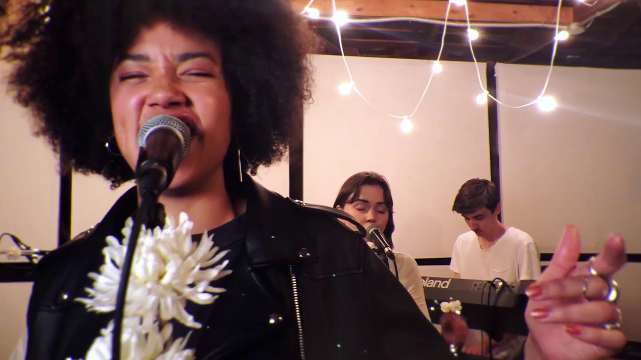Phé | 2018 NPR Tiny Desk Submission