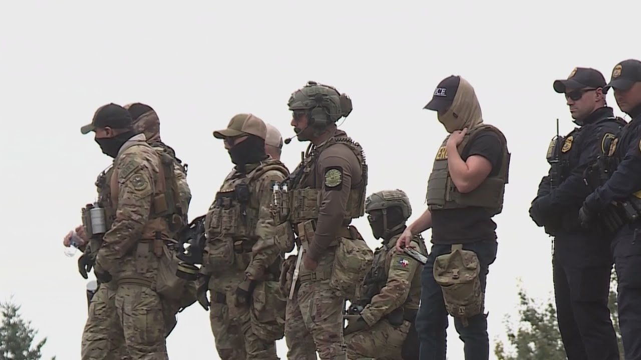 Oregon lawmakers hold hearing to ban 'secret police,' masked law enforcement