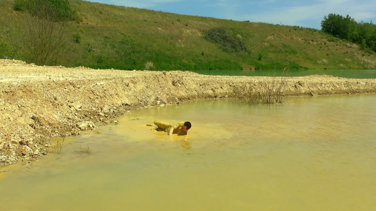 Quicksand/mudfetish first deep sink in Mai  2017