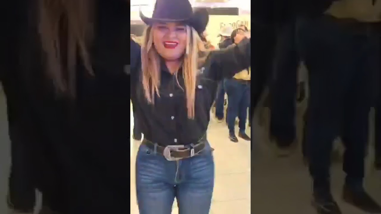 La brissa en la rueda de prensa de la expoGan Lo Más Grupero Con El Marianito