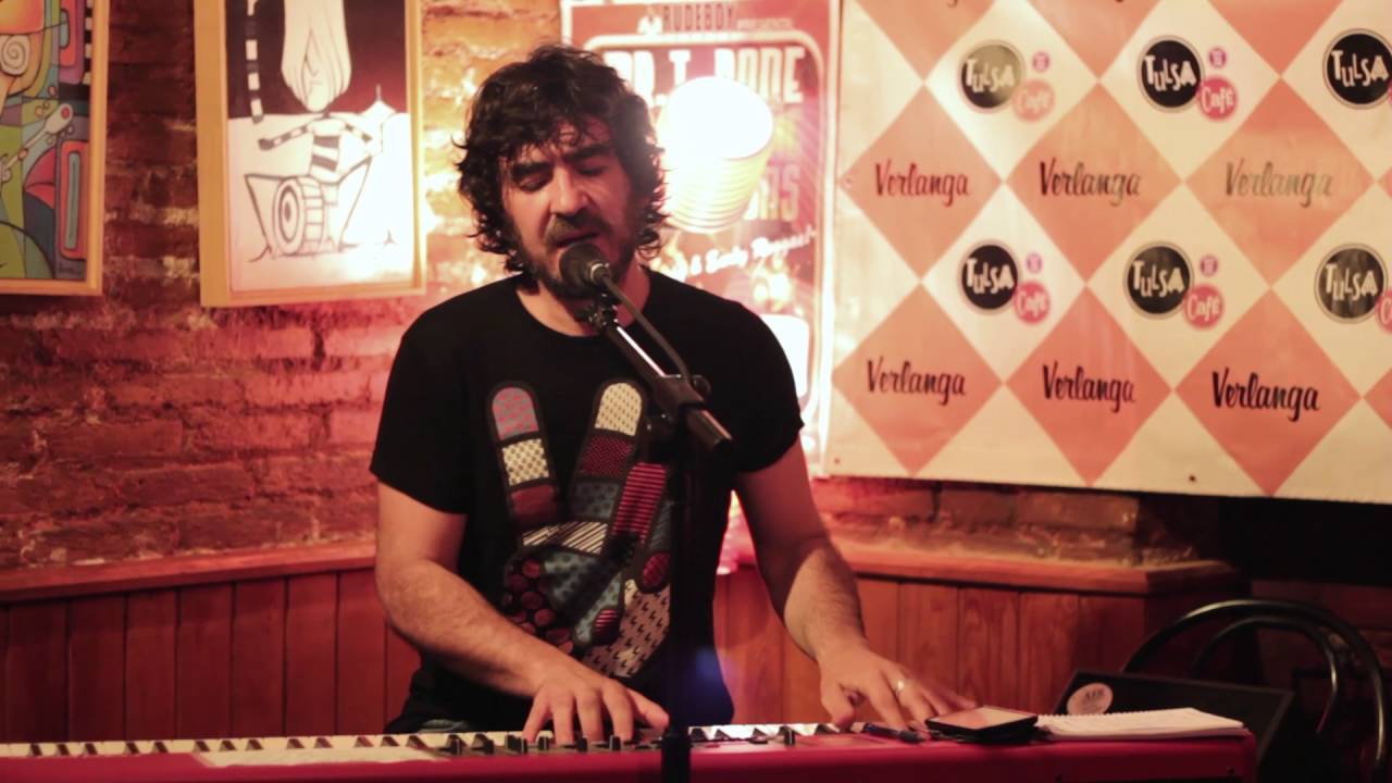 Luis Prado - Ya no así (Live)