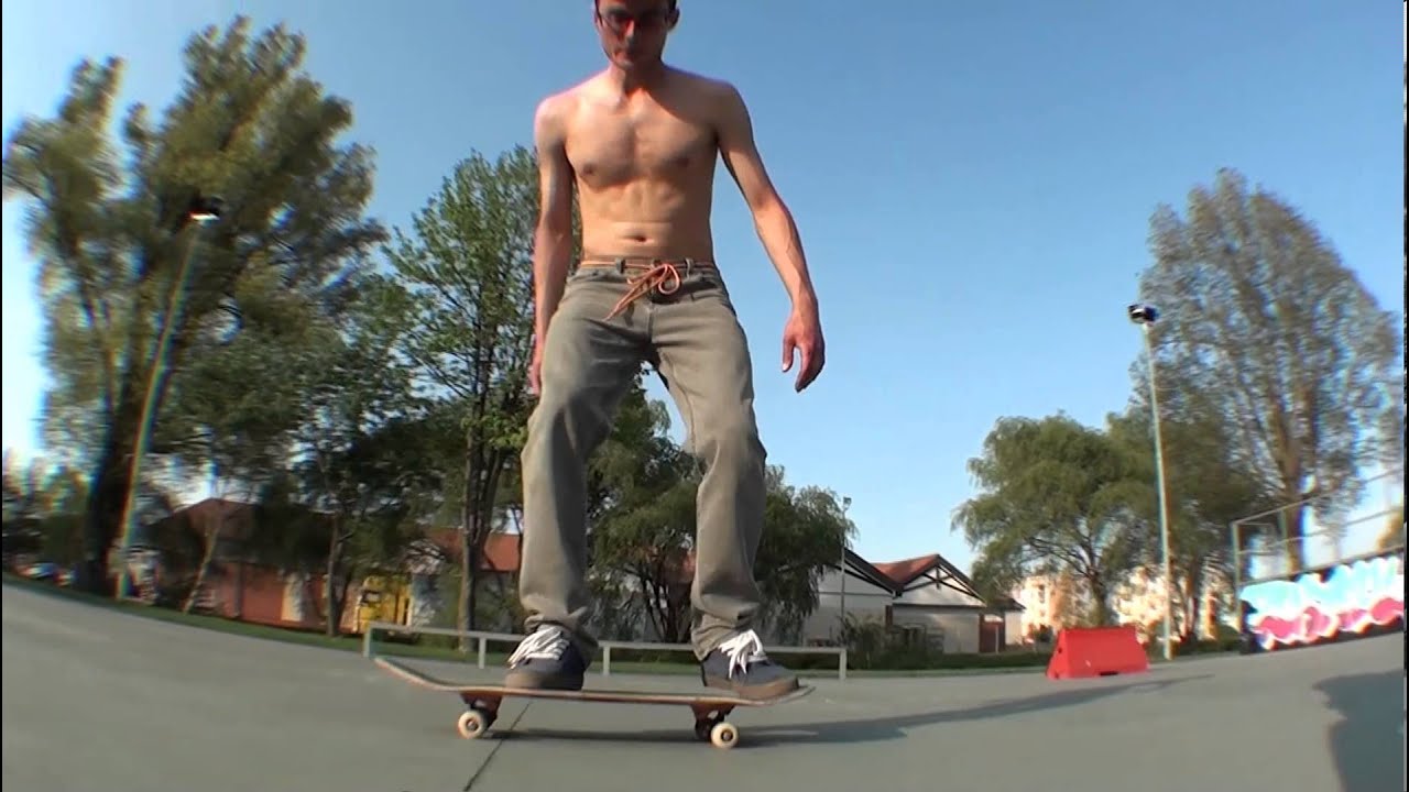 Michał Mazurek UNO: fakie biggerspin (fakie gazelle)