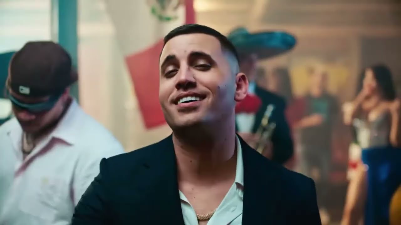 Mix. Lenier, El Chacal, El Micha, El Chulo, Mely Love, Reggaeton Cubaton Y Mas,