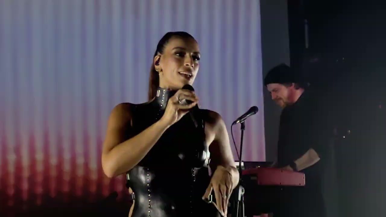 Sevdaliza - Intro/Human(Live in Athens)(26/04/2024)