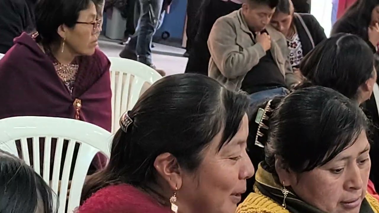 Edgar y Nathaly (coros y palabras).