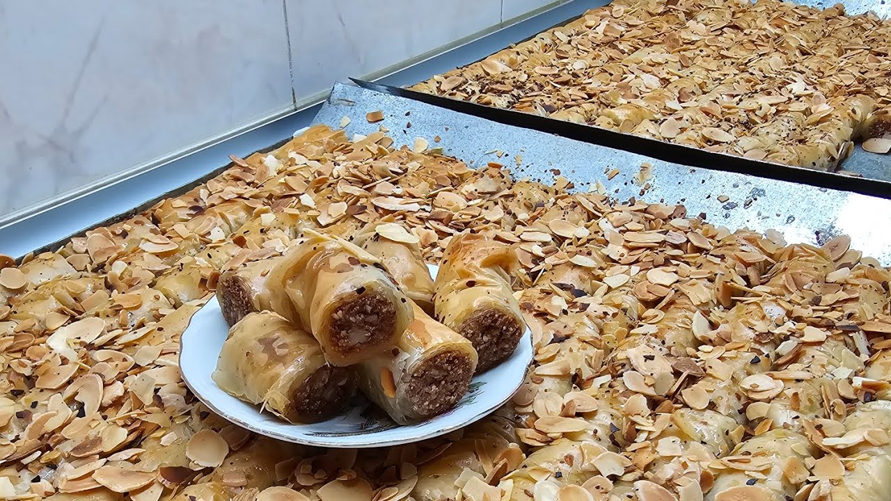معسلات رمضان😍 الدقيقة تسعين  بمذاق بريوات بشكل جديد ساهل والاهم انها صحية بكاوكاو والتمر فقط روعة😋😋