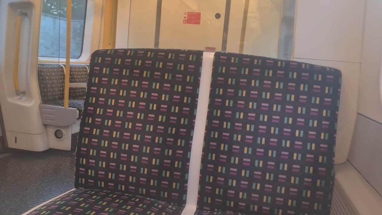 Metropolitan line 21085 from Amersham to Baker Street all stations
