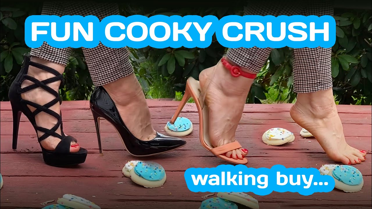 Food crush walk-in with heels | ASMR & CRUSHING