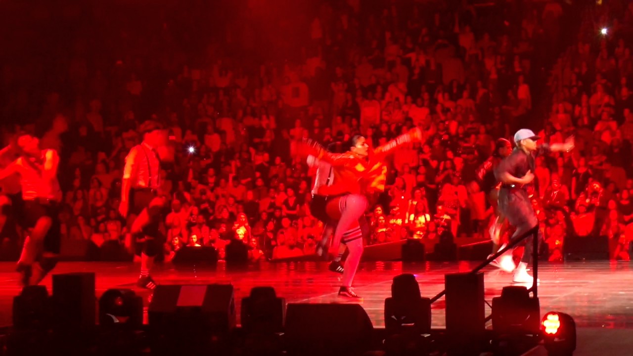 Chris Brown Live In St Paul Minnesota - Picture Me Rollin'