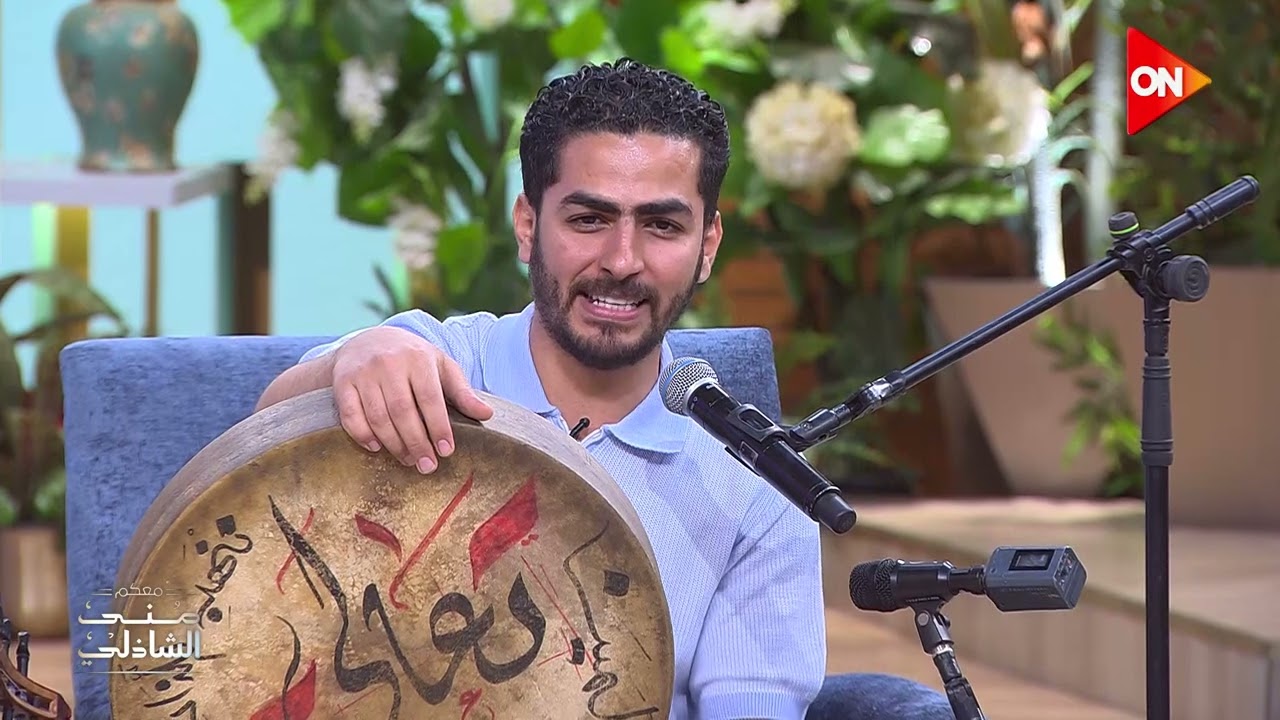 فضح صاحبه ع العود - الافندية غنولنا حياة العزاب - ضحك بس