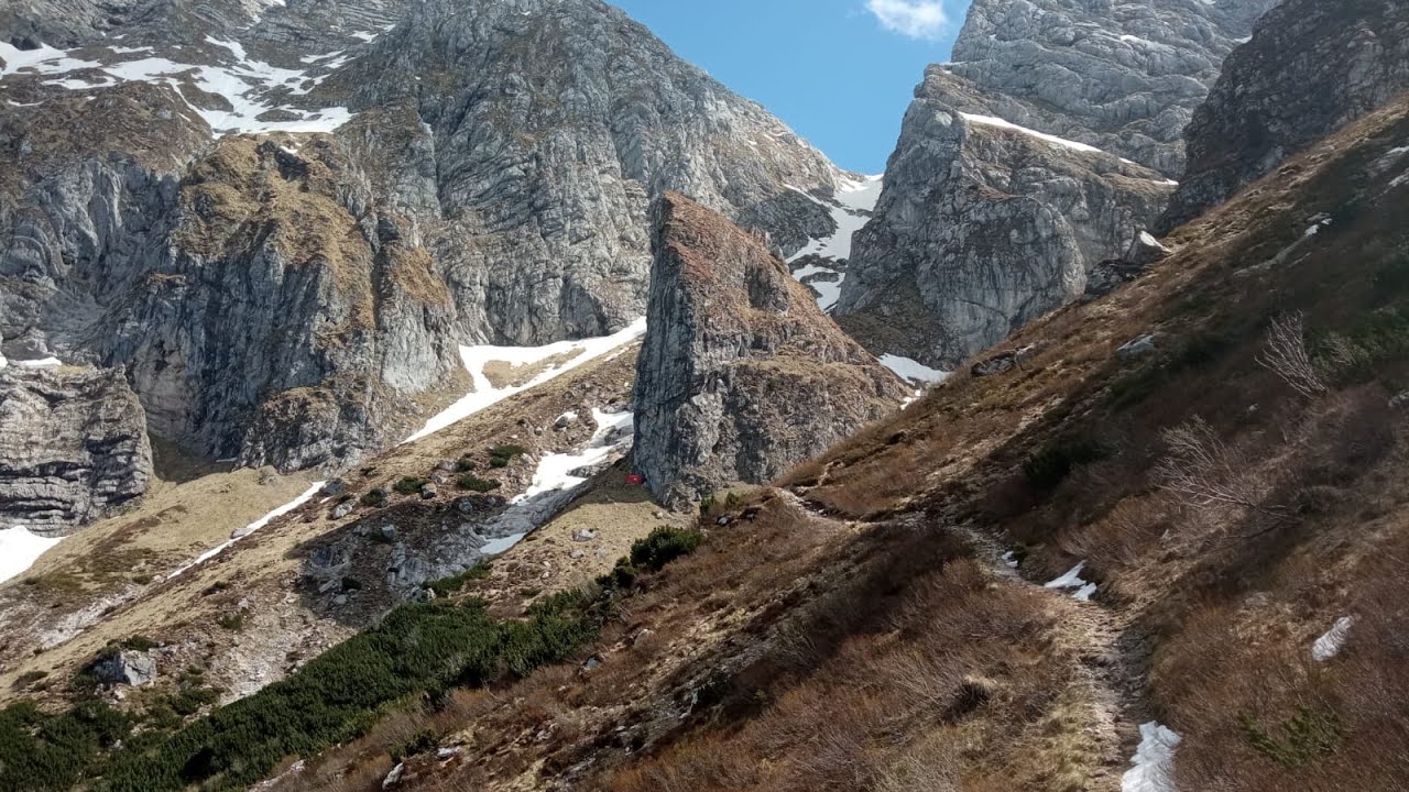 Anello dei monti Guarda e Cuzzer.Parco naturale delle Prealpi Giulie.Val Resia.Friuli.