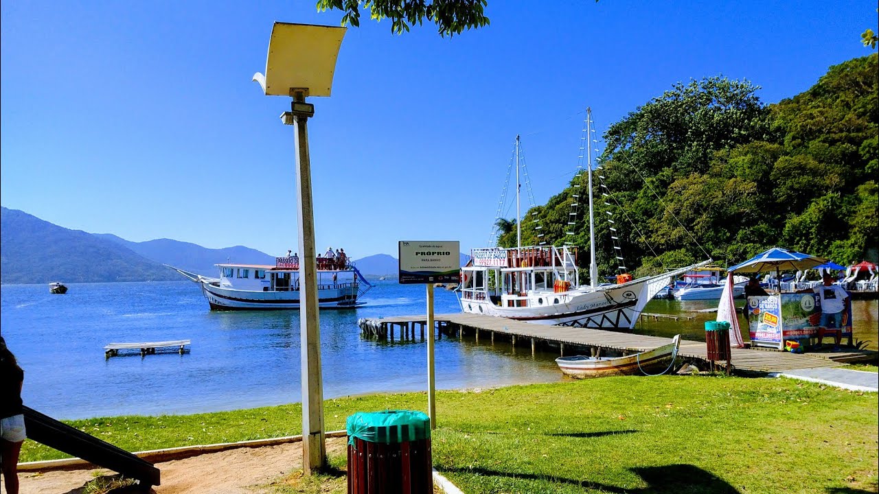 Florianópolis SC.  Avenida das Rendeiras.. Lagoa da Conceição..23.02.2020.