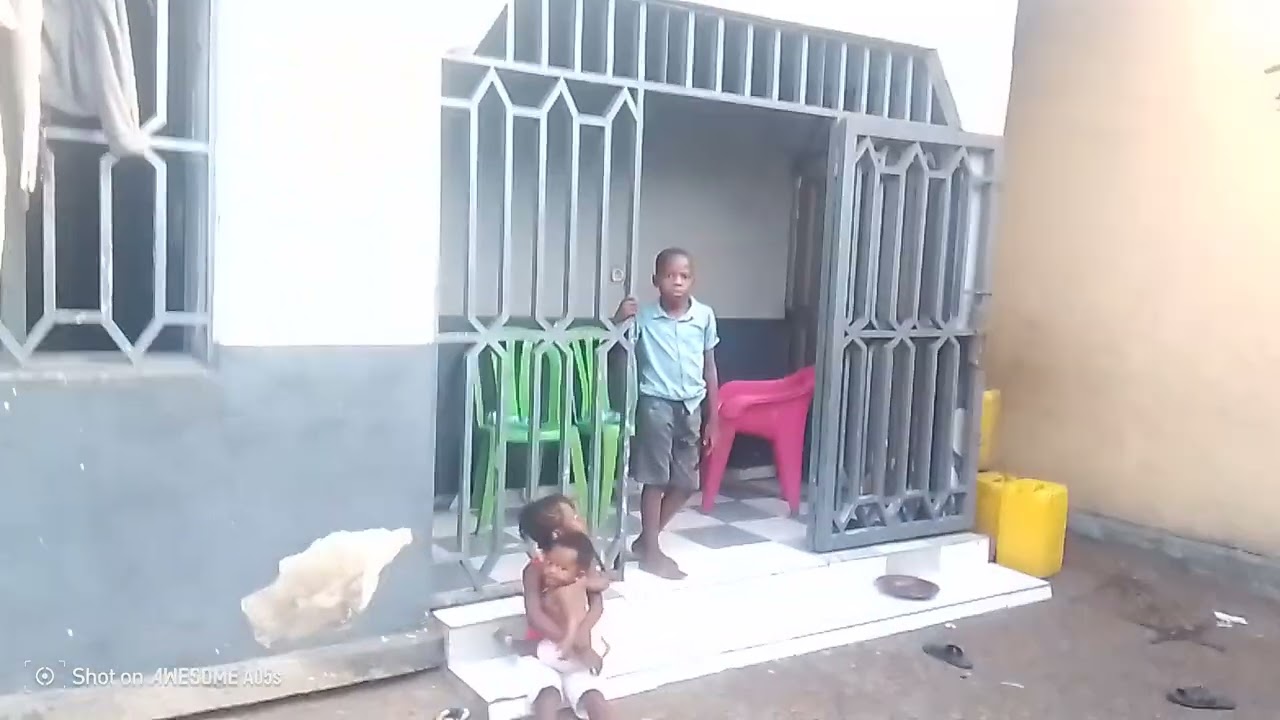A vendre dans la commune de N'sele arrêt terre jaune,15m/20mprix 150.000$ adiscuter 243812945006
