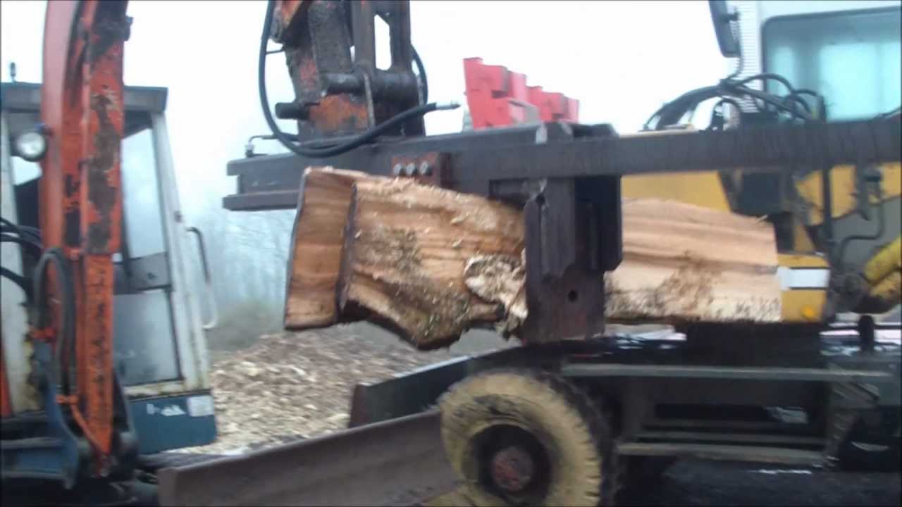 Fendeuse Hydraulique sur Kubota KH151