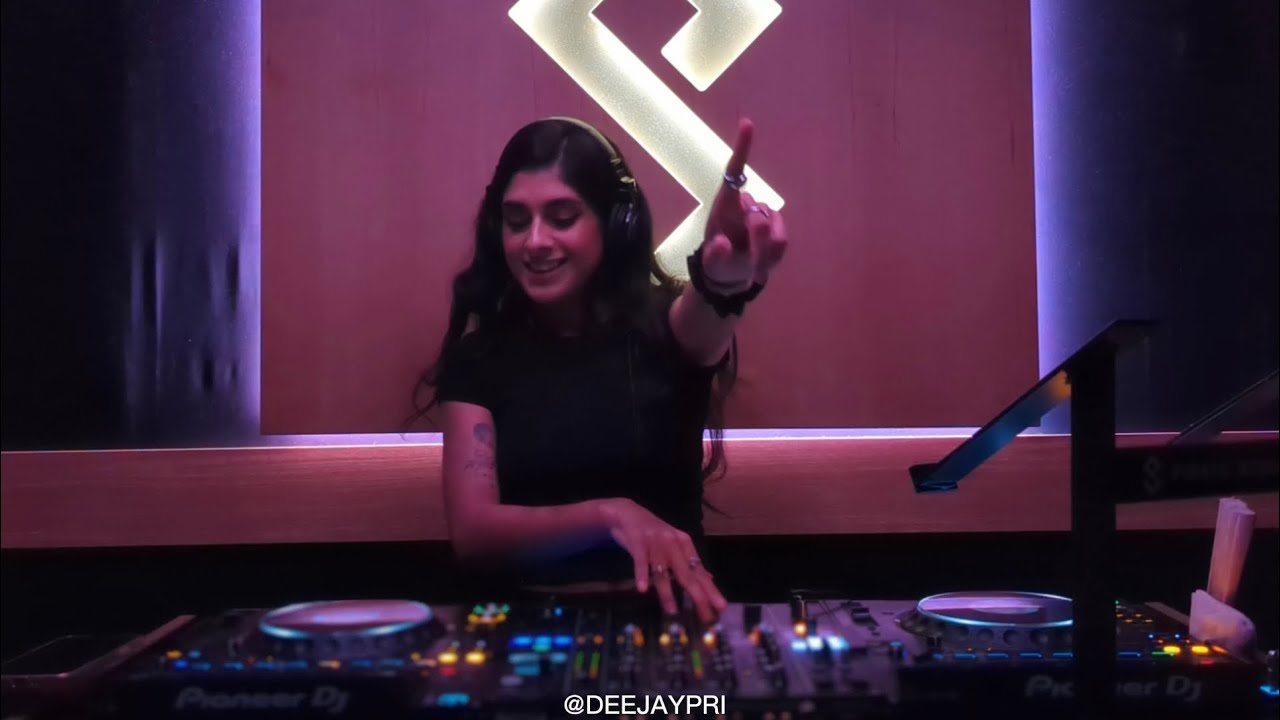 DJ PRIYA SOLO SESSION 1 PIRATE STUDIO 160+ BPM SET