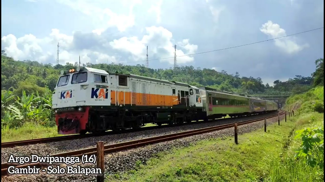 Memantau Kereta Api Edisi Awal Desember. Argo Wilis dan Taksaka sudah bertukar rangkaian lagi