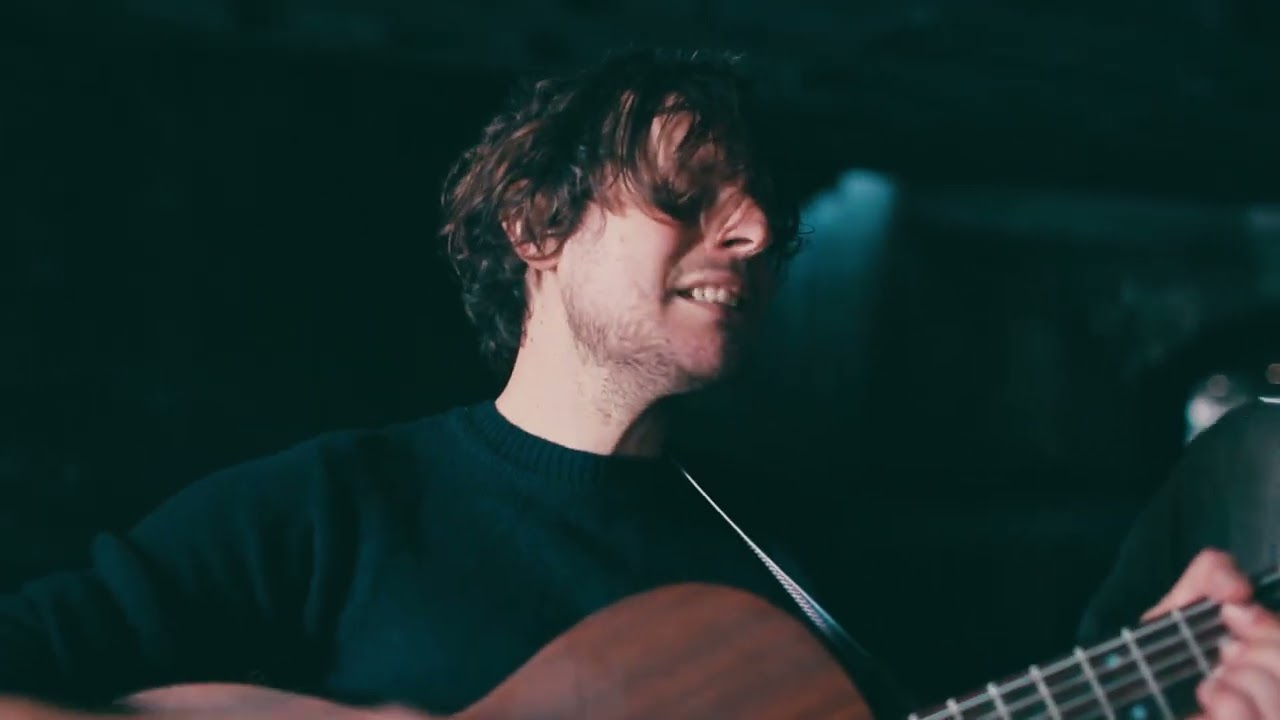 Little Comets - A Little Opus (acoustic in a tunnel)