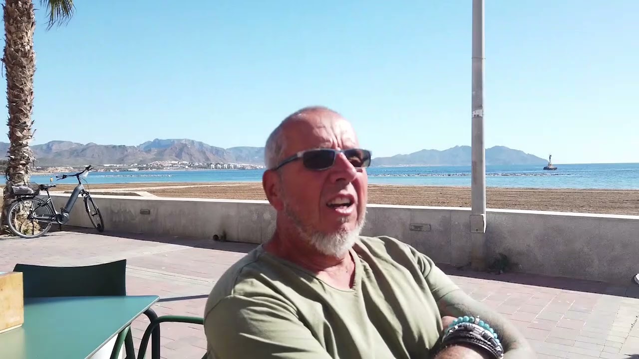 vlog 15, 21/22. Camper stuk en inbraak.