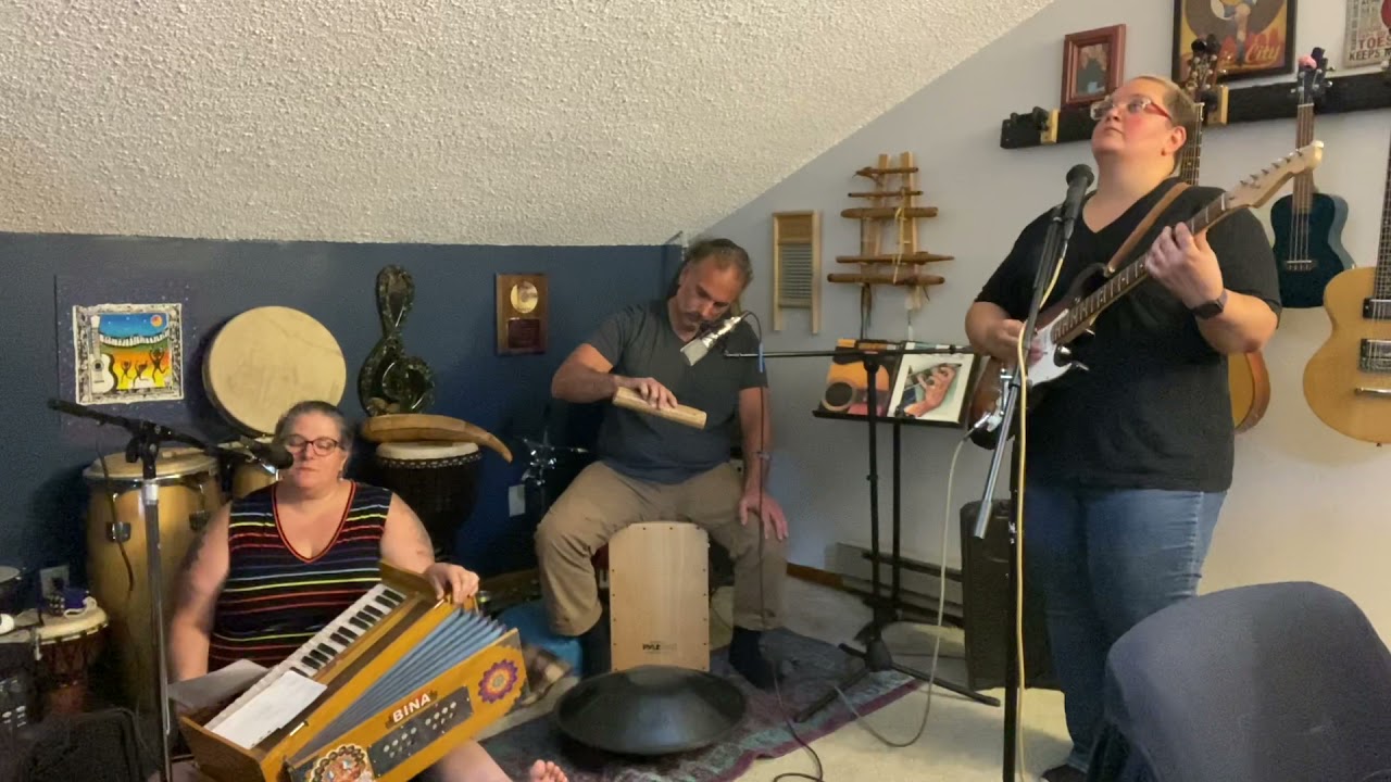 Waves, Beautiful Healing Song by Mayleen!