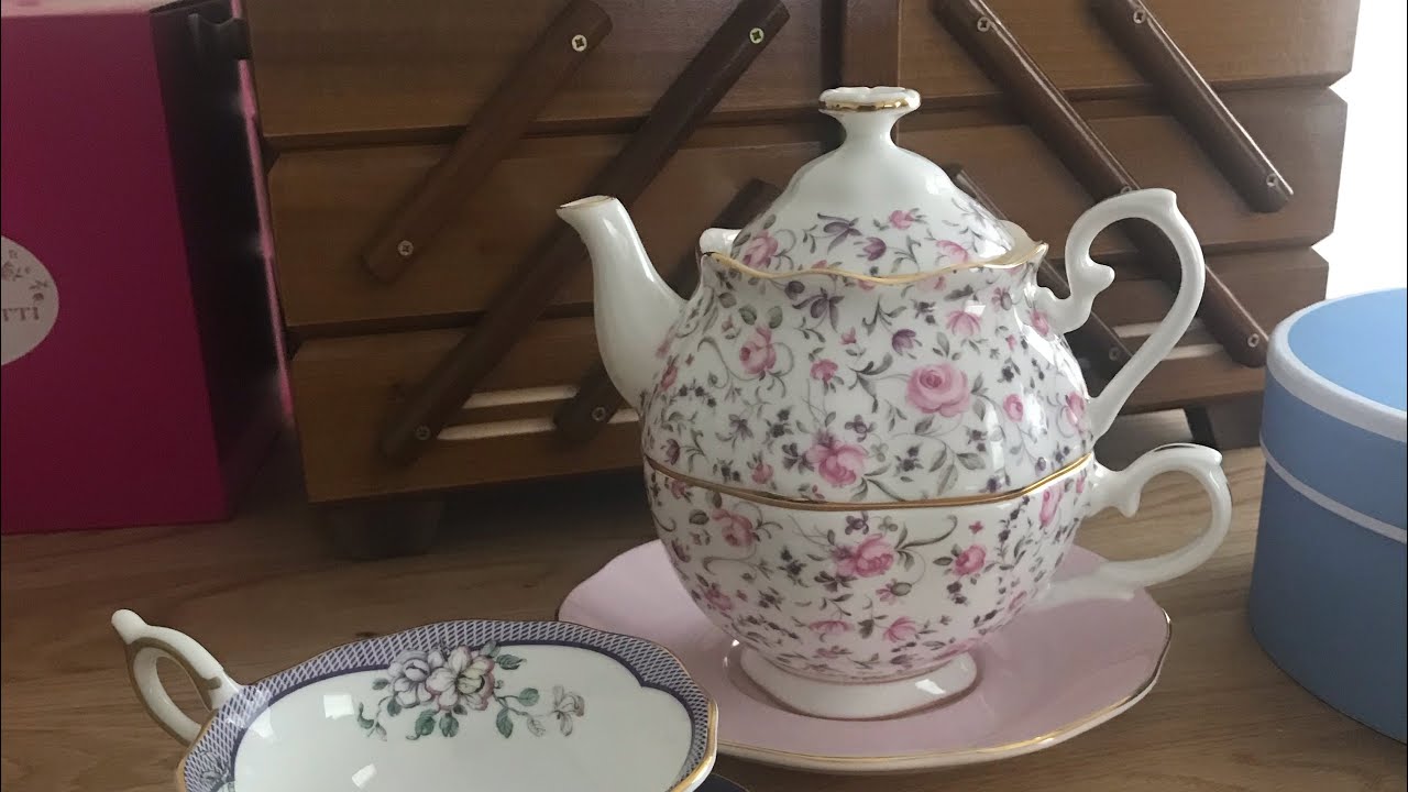 Royal Albert Rose Confetti Tea For One set