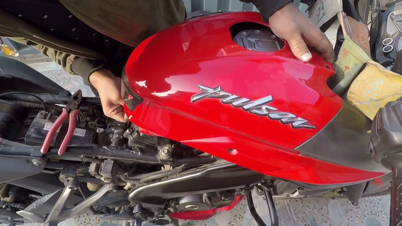 Pulsar 200NS Removing Tank And Changing Air Filter | Performance Upgrade!
