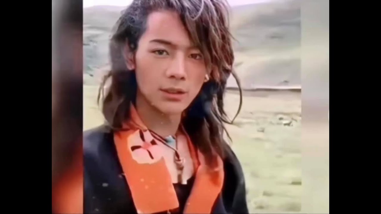 丁真珍珠於 2020.11.11 前的珍貴生活照片