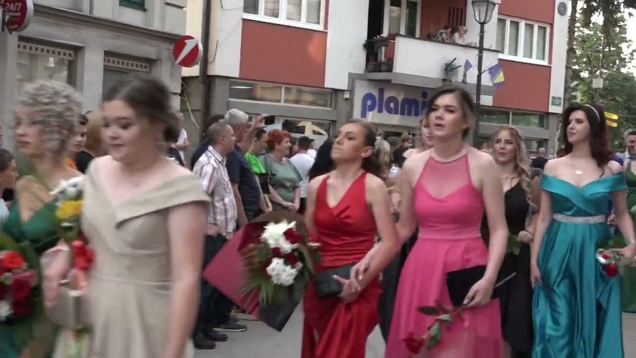 MSŠ Gračanica  - defile maturanata 2022