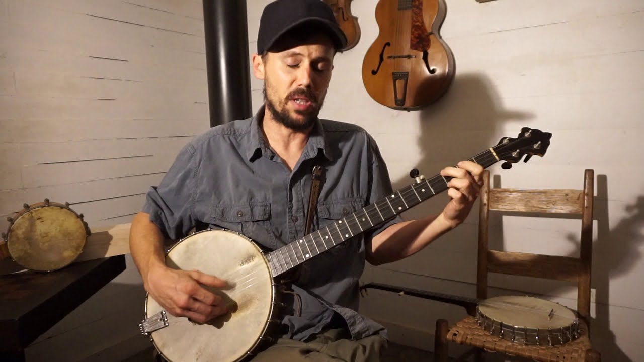 Clifton Hicks - Hills of Mexico (Roscoe Holcomb) Two-Finger Banjo