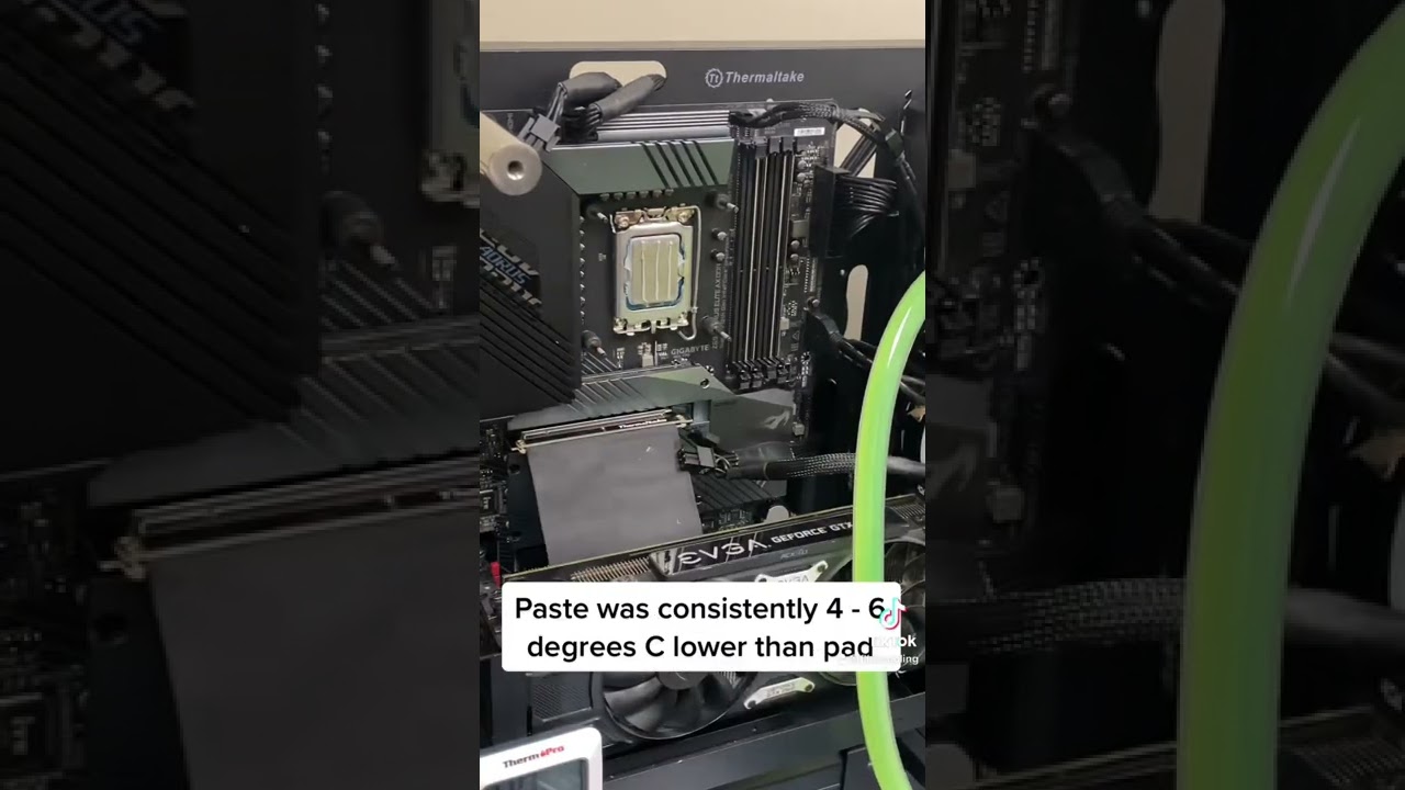 Re-usable thermal pad vs. thermal paste 👀 #shorts