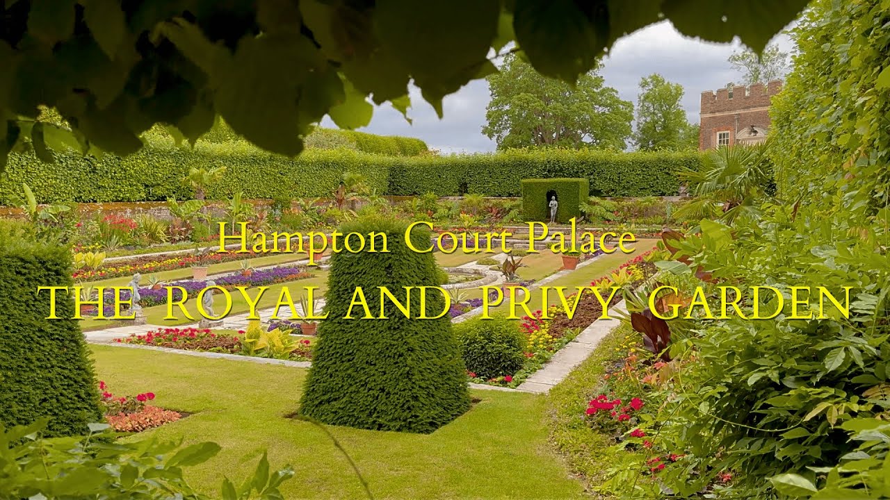Hampton Court Palace - inside stunning Royal and Privy Garden - Part 1 | Giuppy in Arcadia