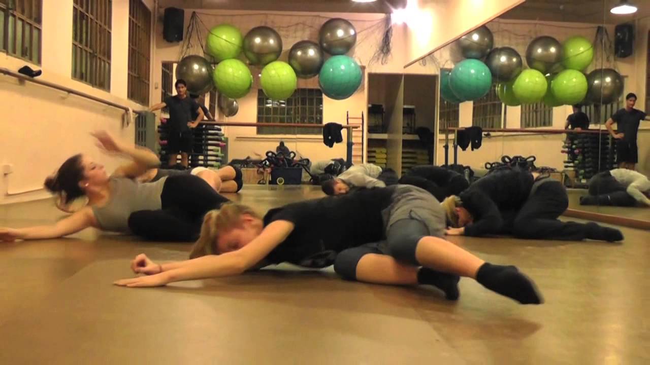 Stage di Danza Contemporanea 17-11-2012 con Alex Atzewi presso Isadora Centro Danza Bologna